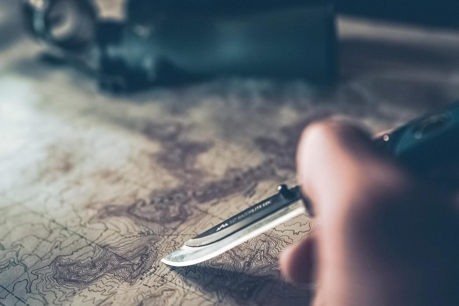 imageOUTDOOR EDGE 35quot RazorLite EDC Knife Pocket Knife with Replaceable Blades and Clip Perfect For Hunting ampamp Skinning Deer Blaze Orange with 30 BladesGray 6 Blades