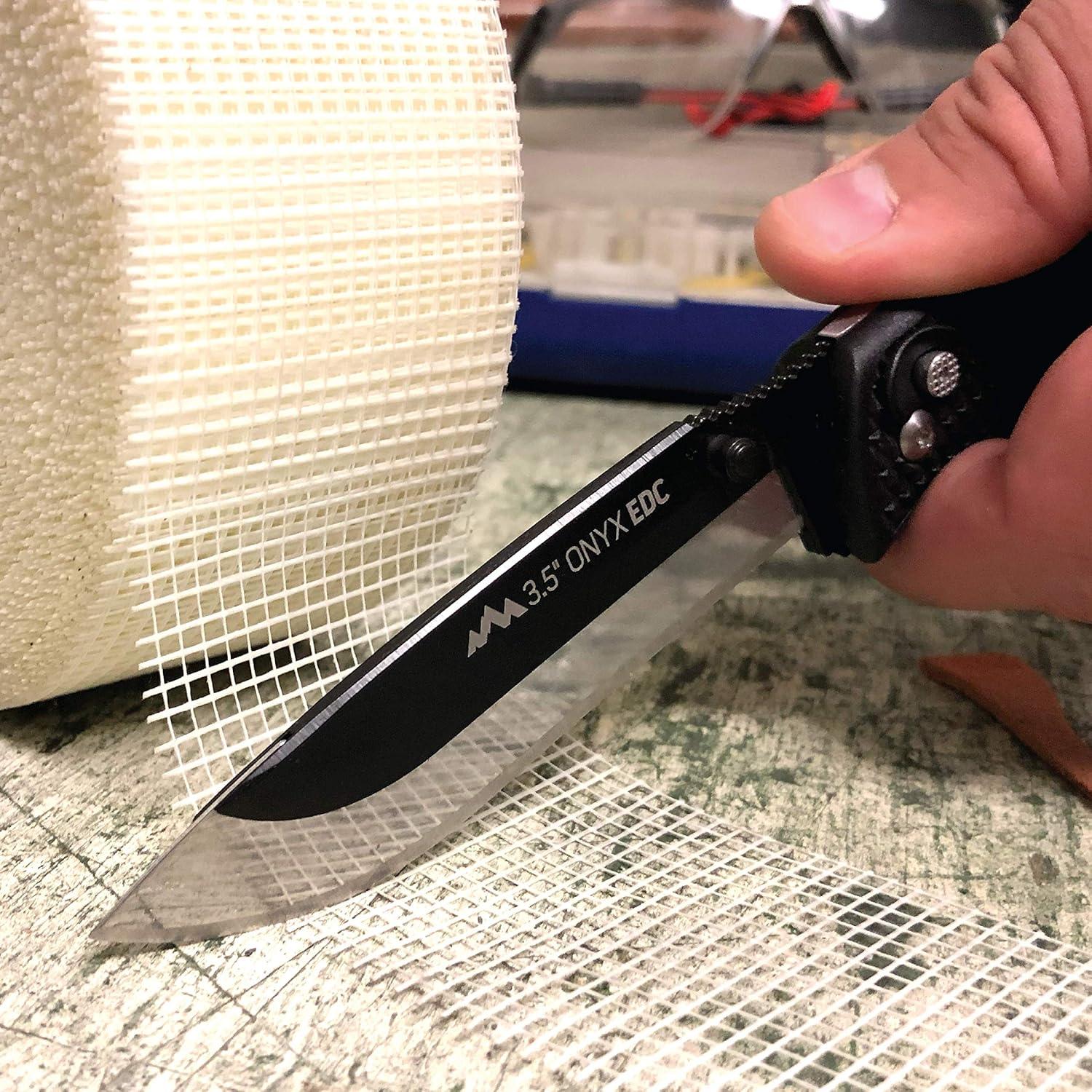 imageOUTDOOR EDGE Onyx EDC 35quot Folding Pocket Knife Replaceable Blade System with 27 RazorSharp Blades Pocket Clip ampamp Lockback Safety Everyday Carry Knife for Outdoorsmen Hunters ampamp DIY Tasks35